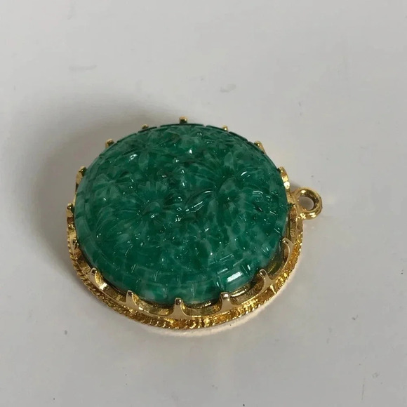 Vintage Floral Framed Pendant - Picture 3 of 8